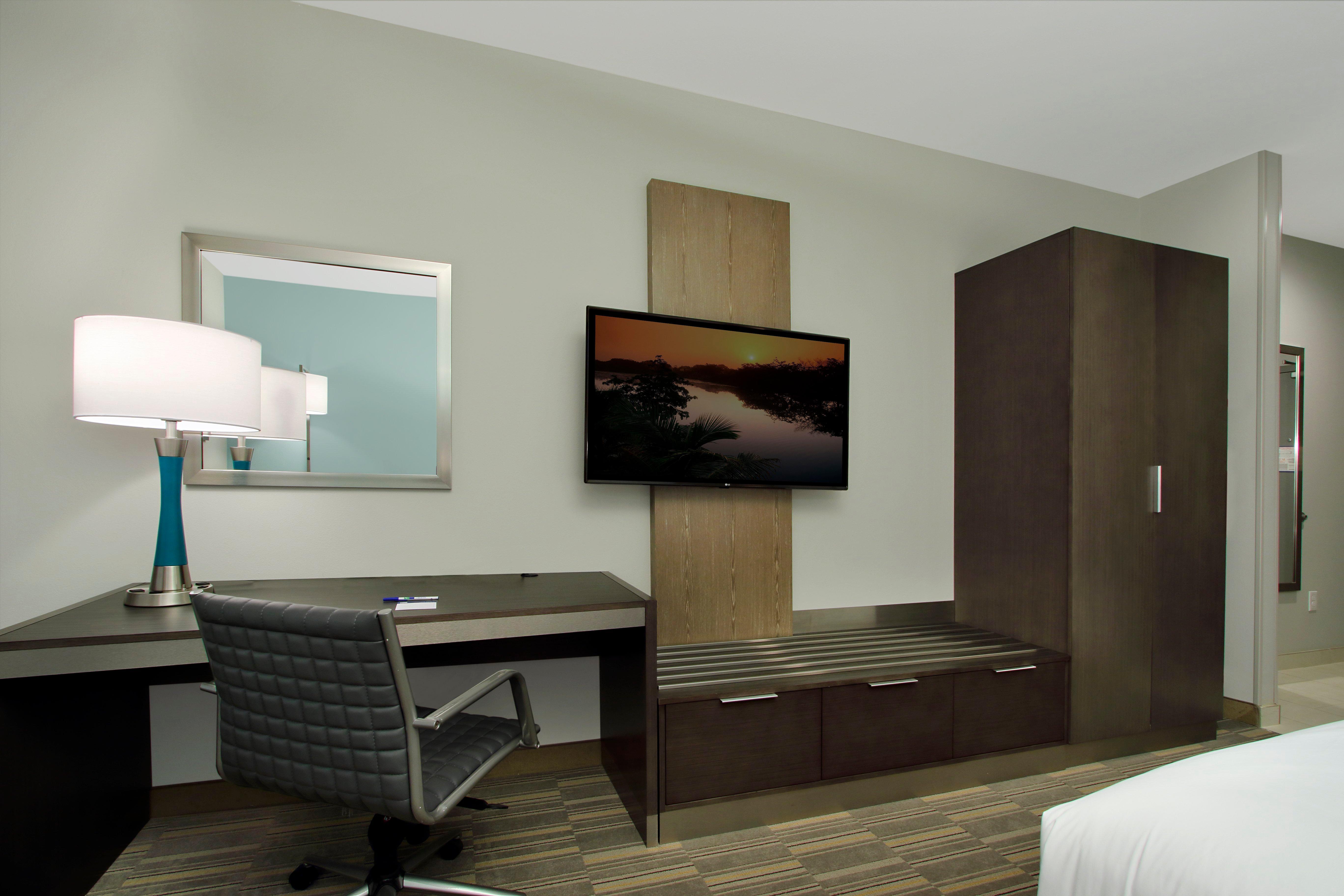 Holiday Inn Express & Suites - Lake Charles South Casino Area By Ihg Exterior foto