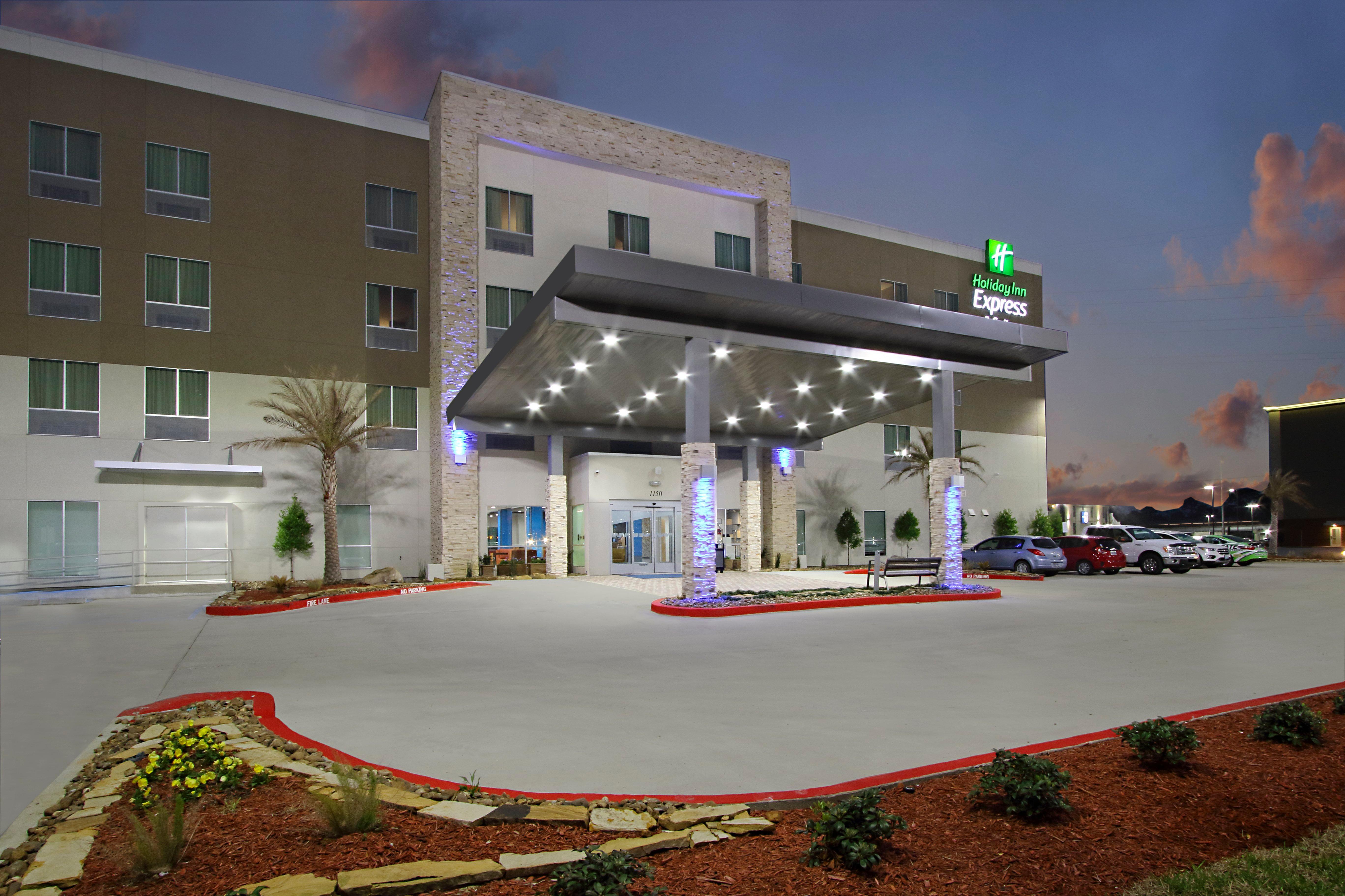 Holiday Inn Express & Suites - Lake Charles South Casino Area By Ihg Exterior foto
